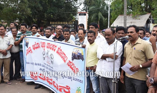  Auto drivers stage protest demanding revision in fares 